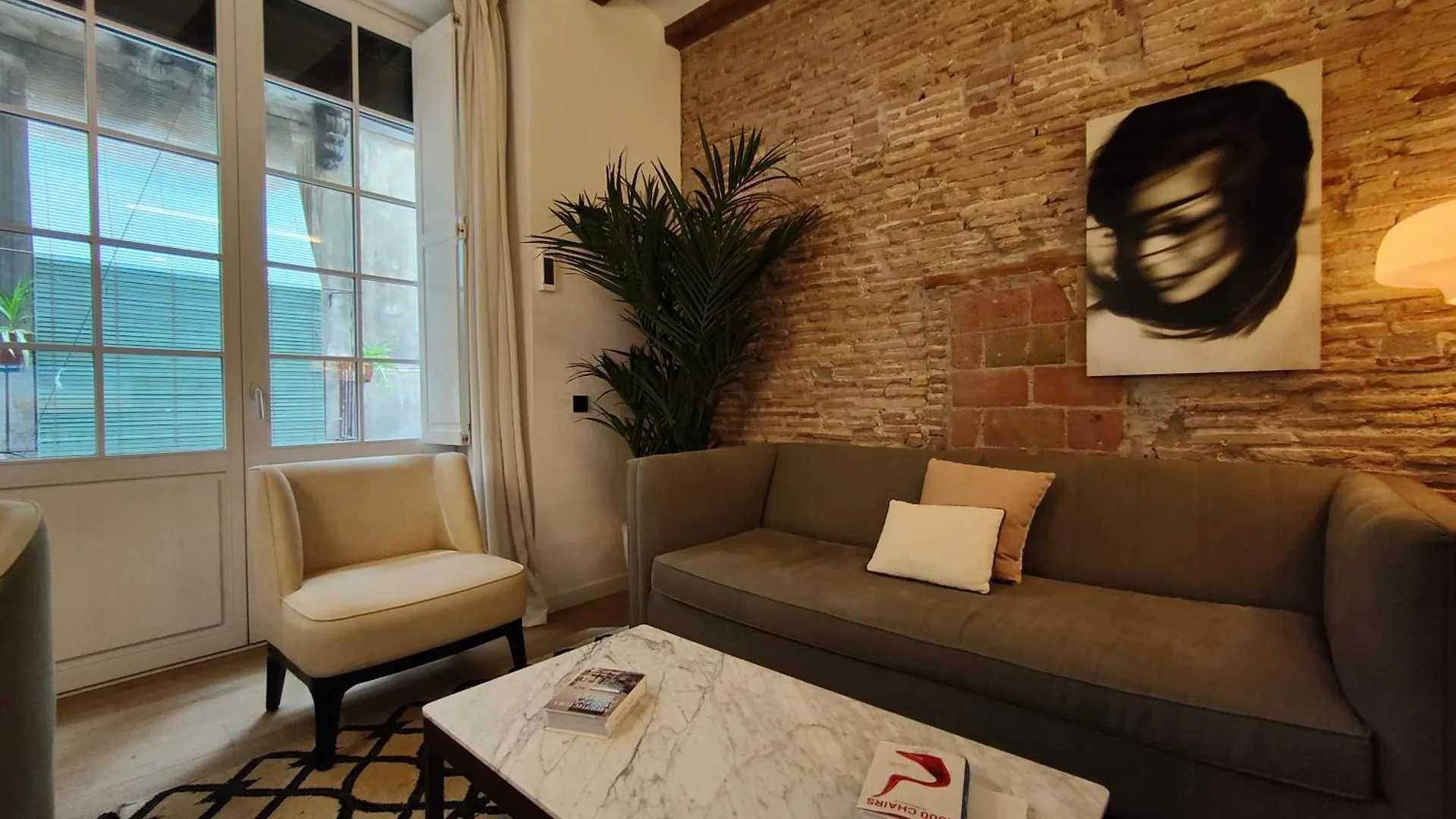 Luxury 2Br&2Washrooms City Center Barcelona Apartment