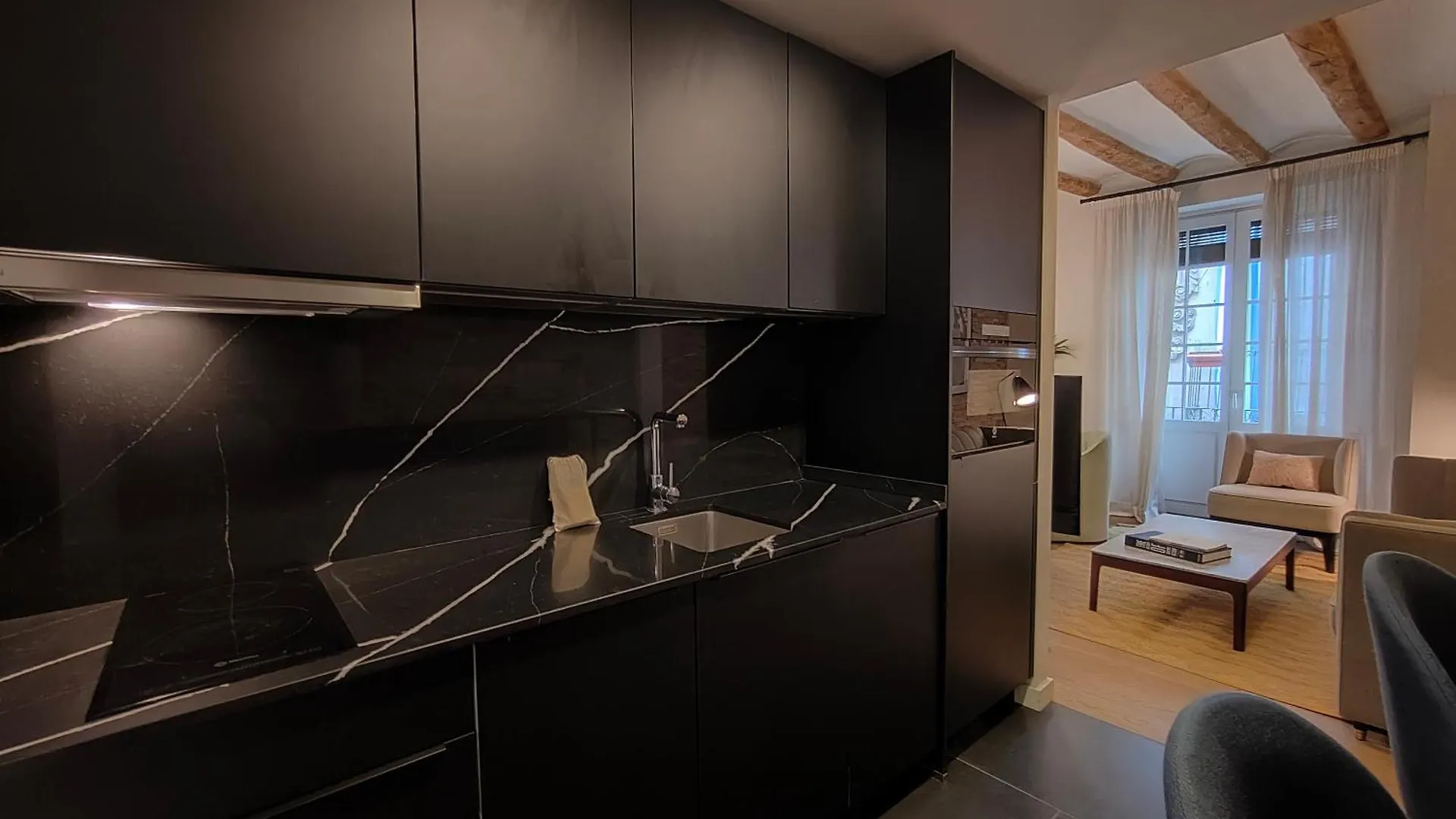 Apartment Luxury 2Br&2Washrooms City Center Barcelona