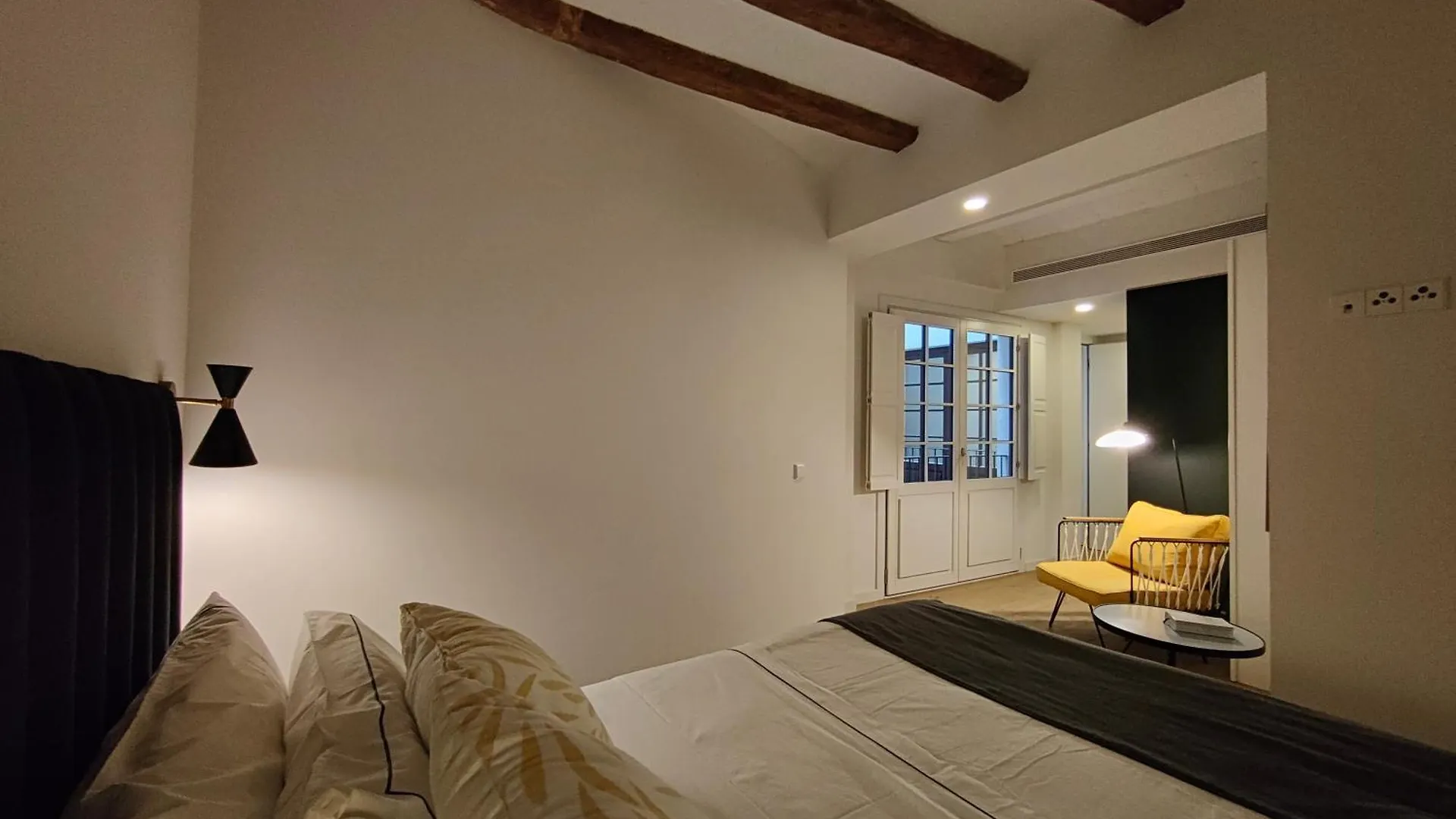 Luxury 2Br&2Washrooms City Center Barcelona 0*,  Spain