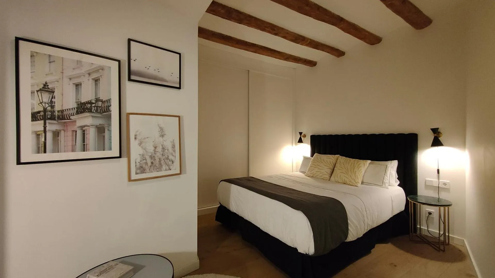 Apartment Luxury 2Br&2Washrooms City Center Barcelona Spain